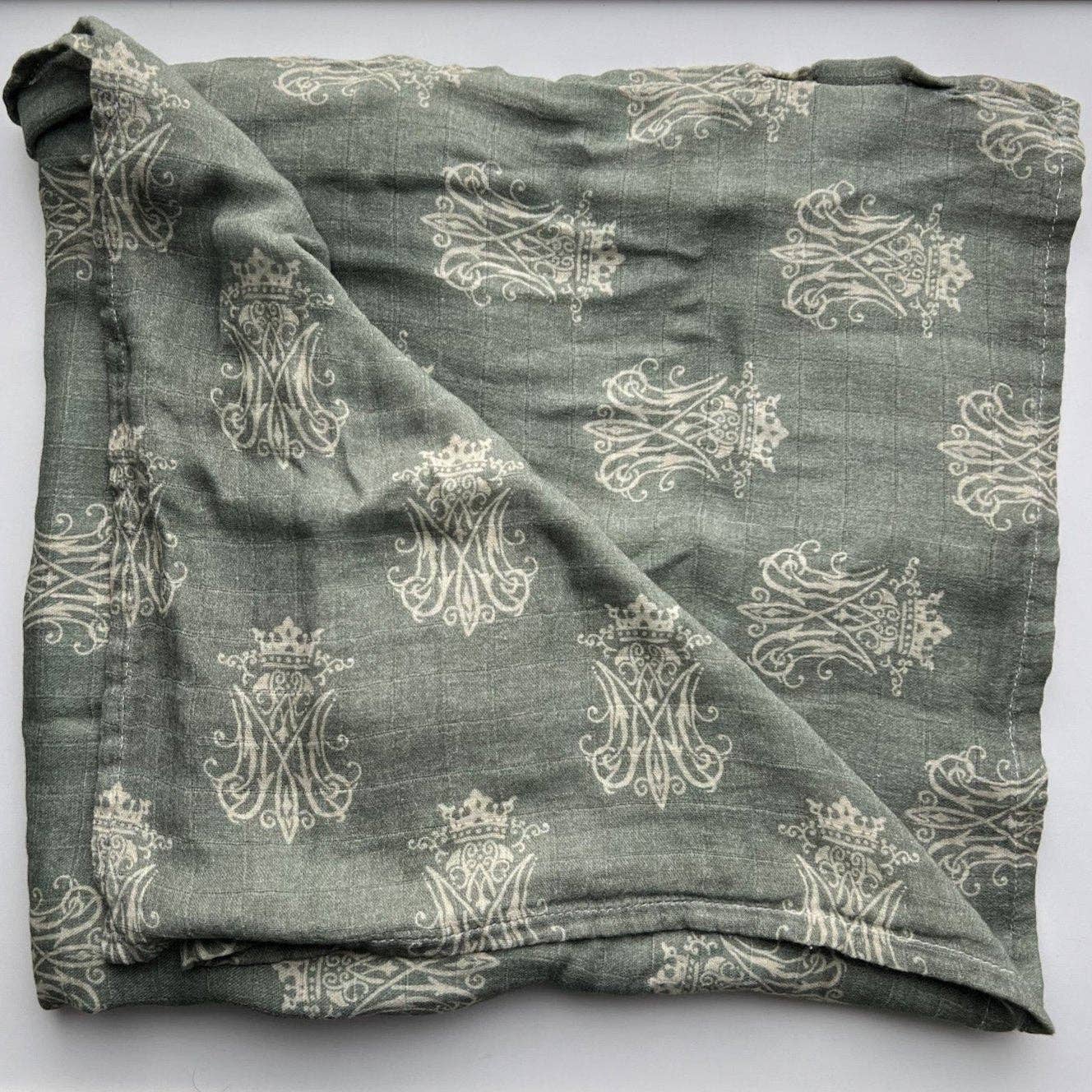 Marian Auspice Muslin Swaddle