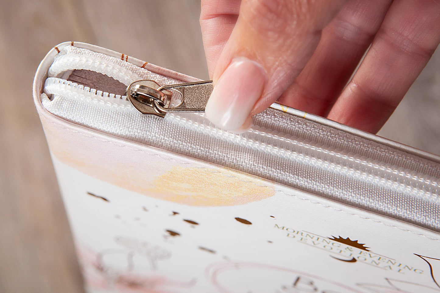 Be Still and Know Morning & Evening Zip Devotional