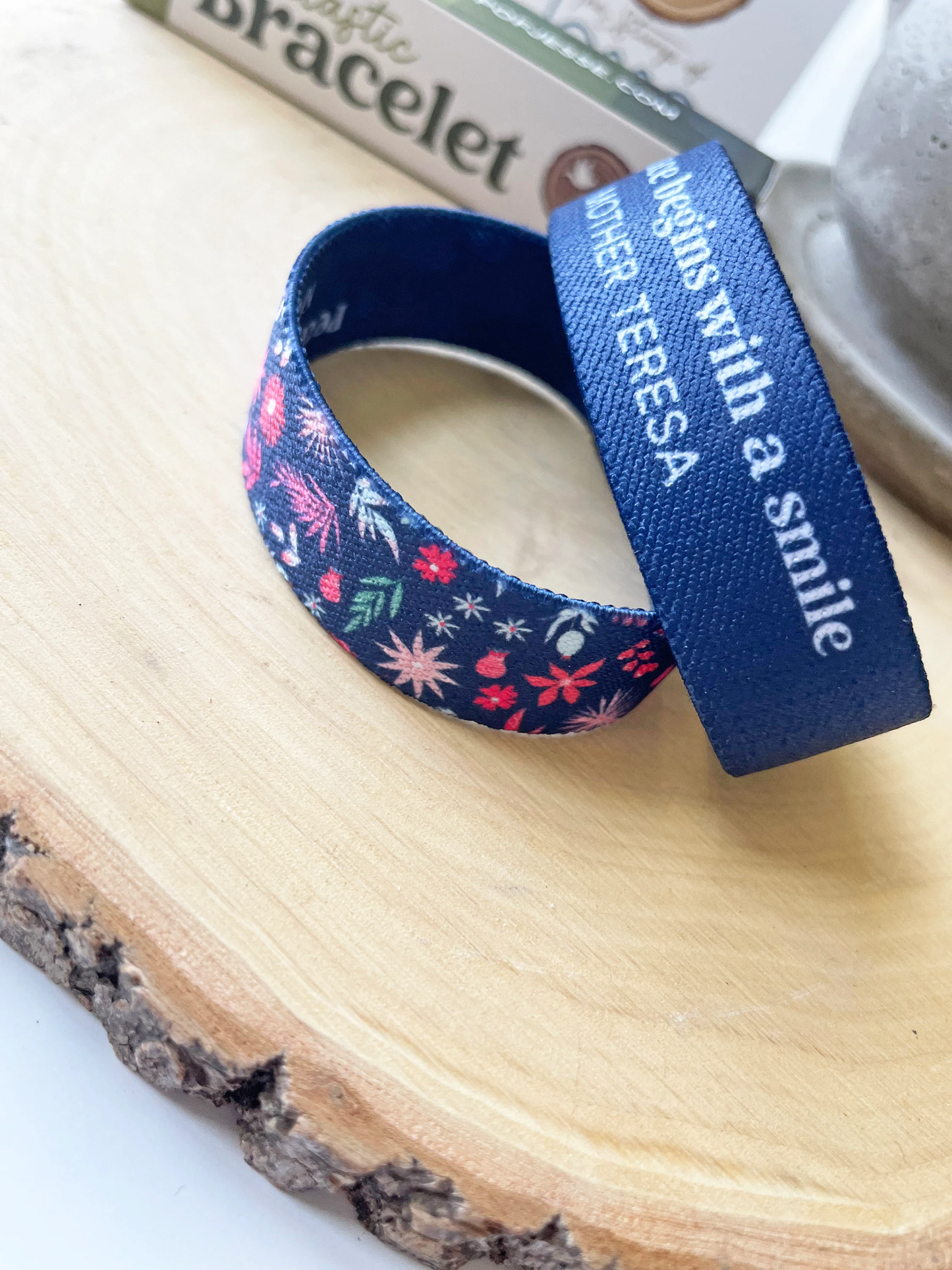 Mother Teresa Reversible Elastic Bracelet