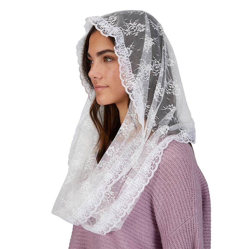 Wht Lace Infinity Chapel Veil