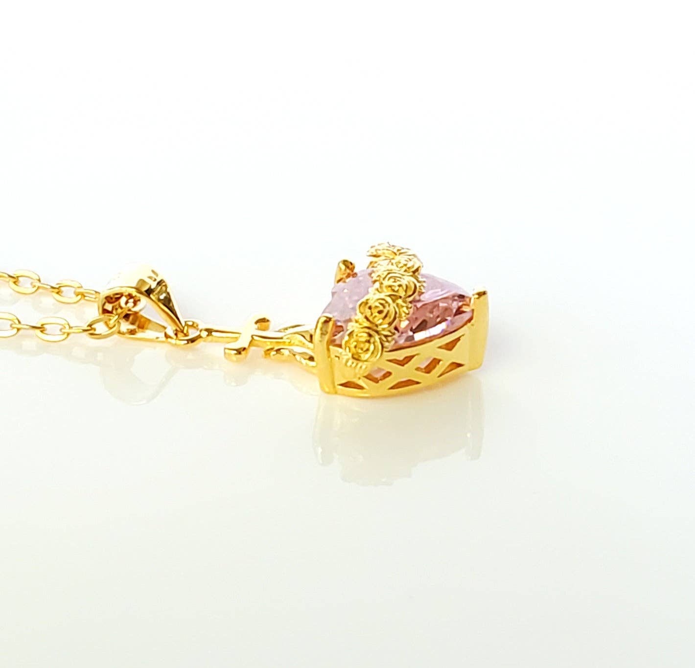 Immaculate Heart of Mary necklace gold