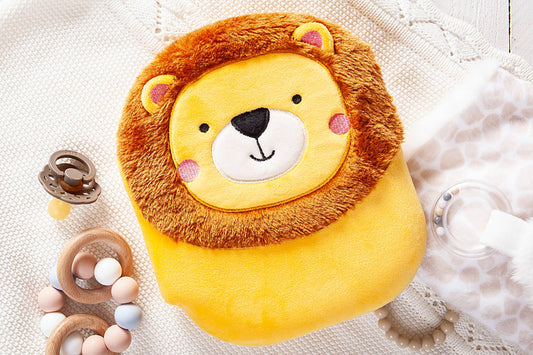 Squish and Snugg: Lion Plush Book
