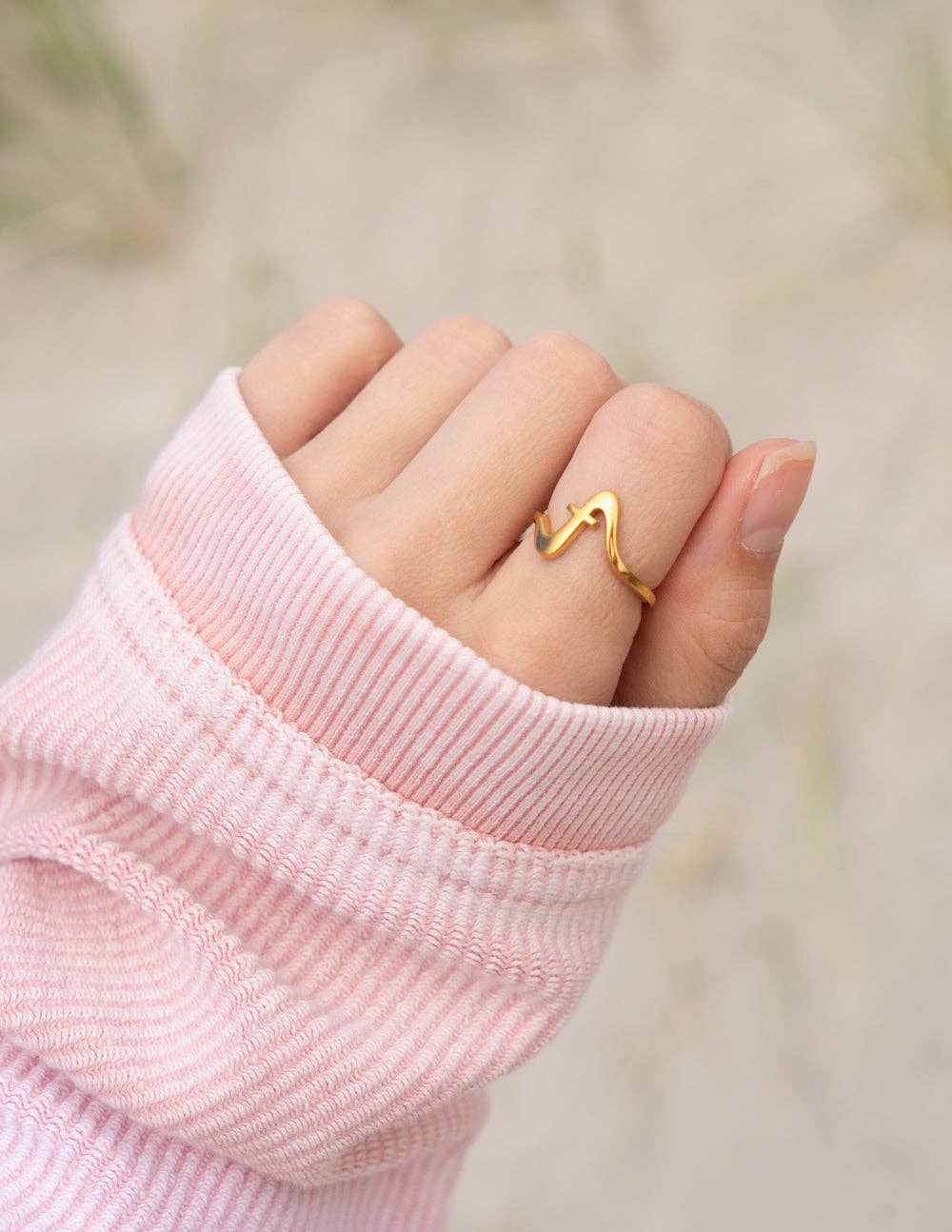 Wavy Cross Ring