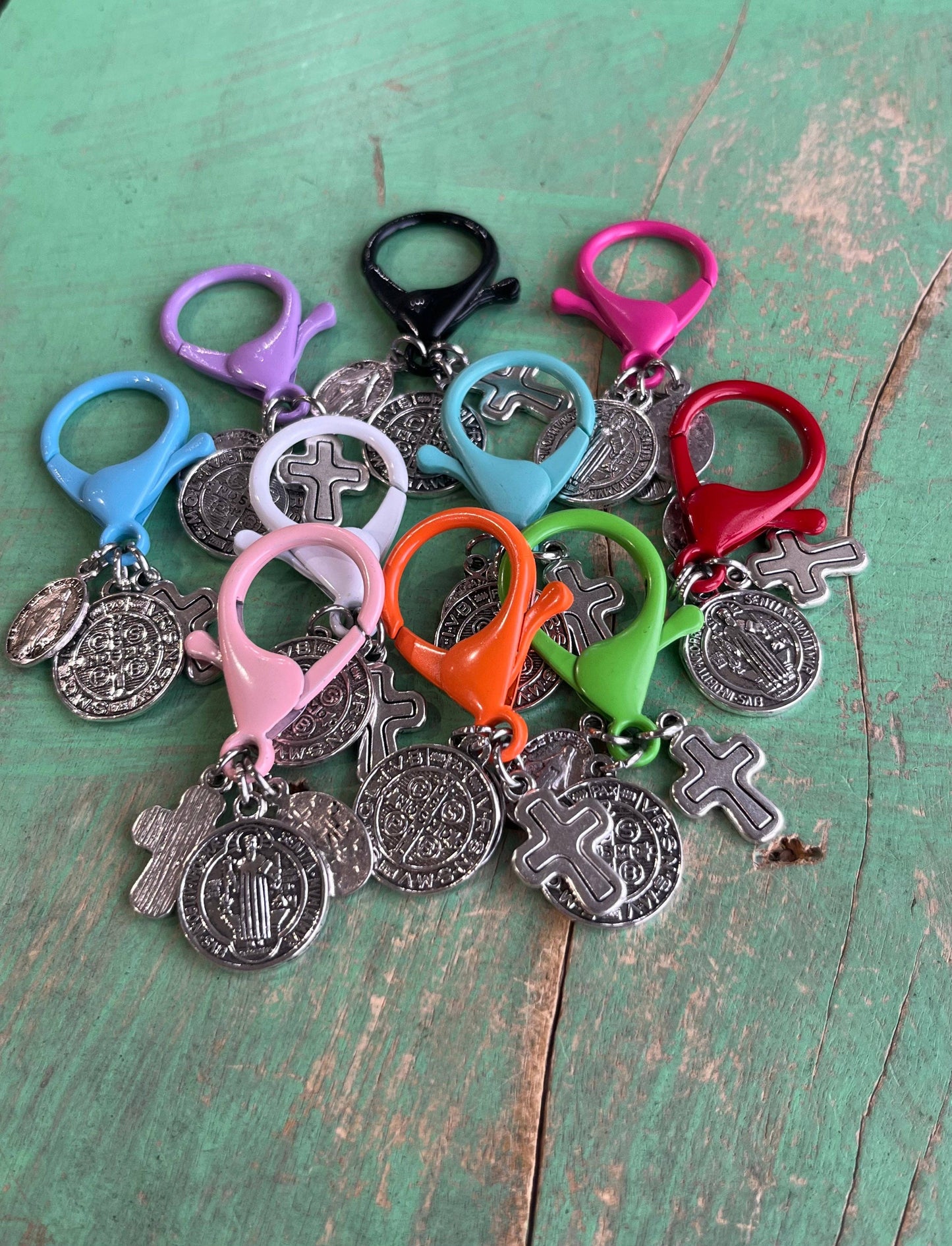 Multicolor Metal Saint Clips