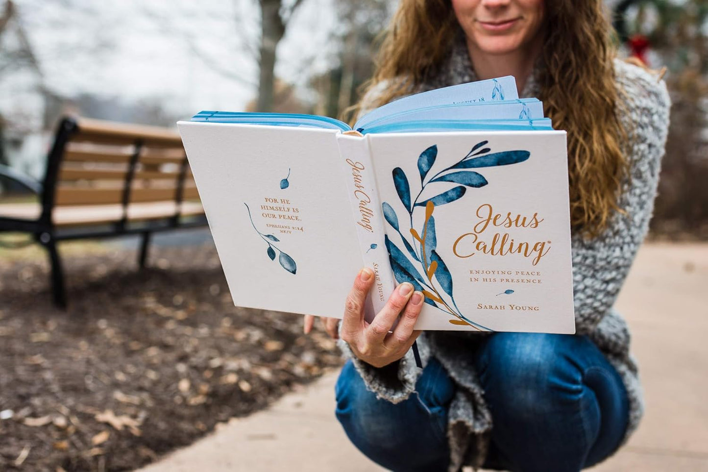 Jesus Calling, Large Text Cloth Botanical, with Full Scriptures: Enjoying Peace in His Presence