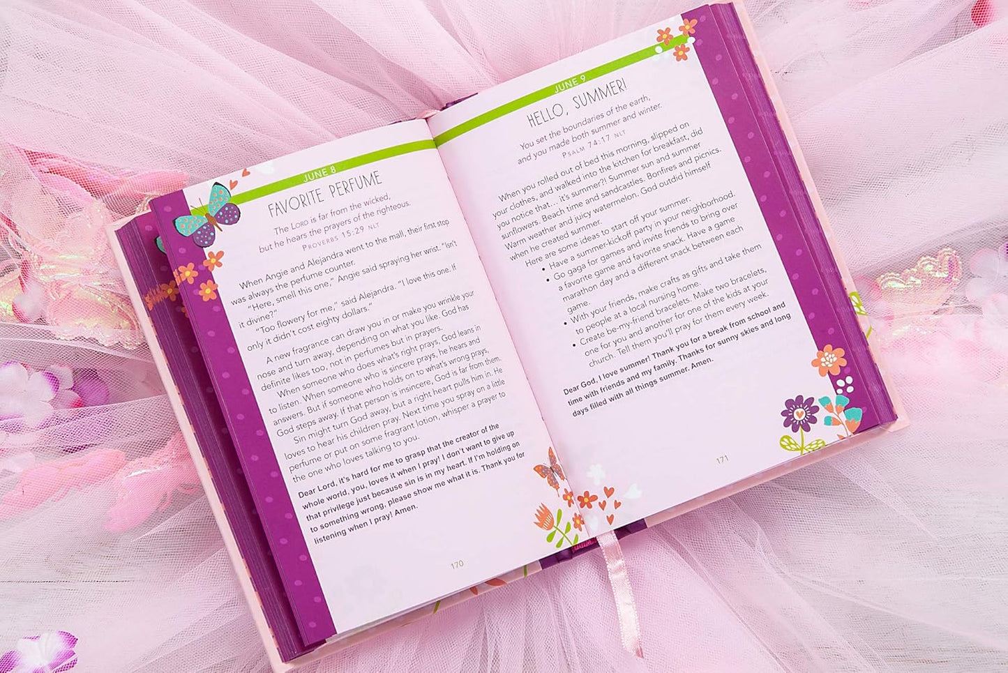 A Little God Time for Girls: 365 Daily Devotions (Hardcover)