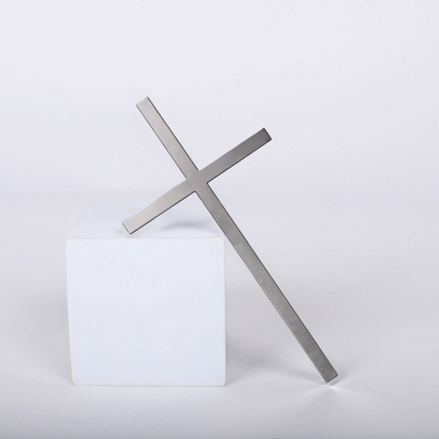 Wall Cross Silver 7"