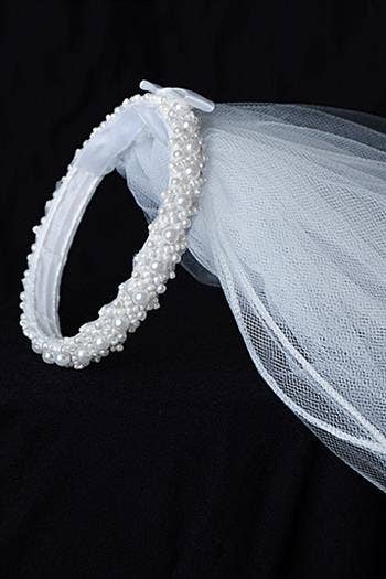 Bun Pearl Veil