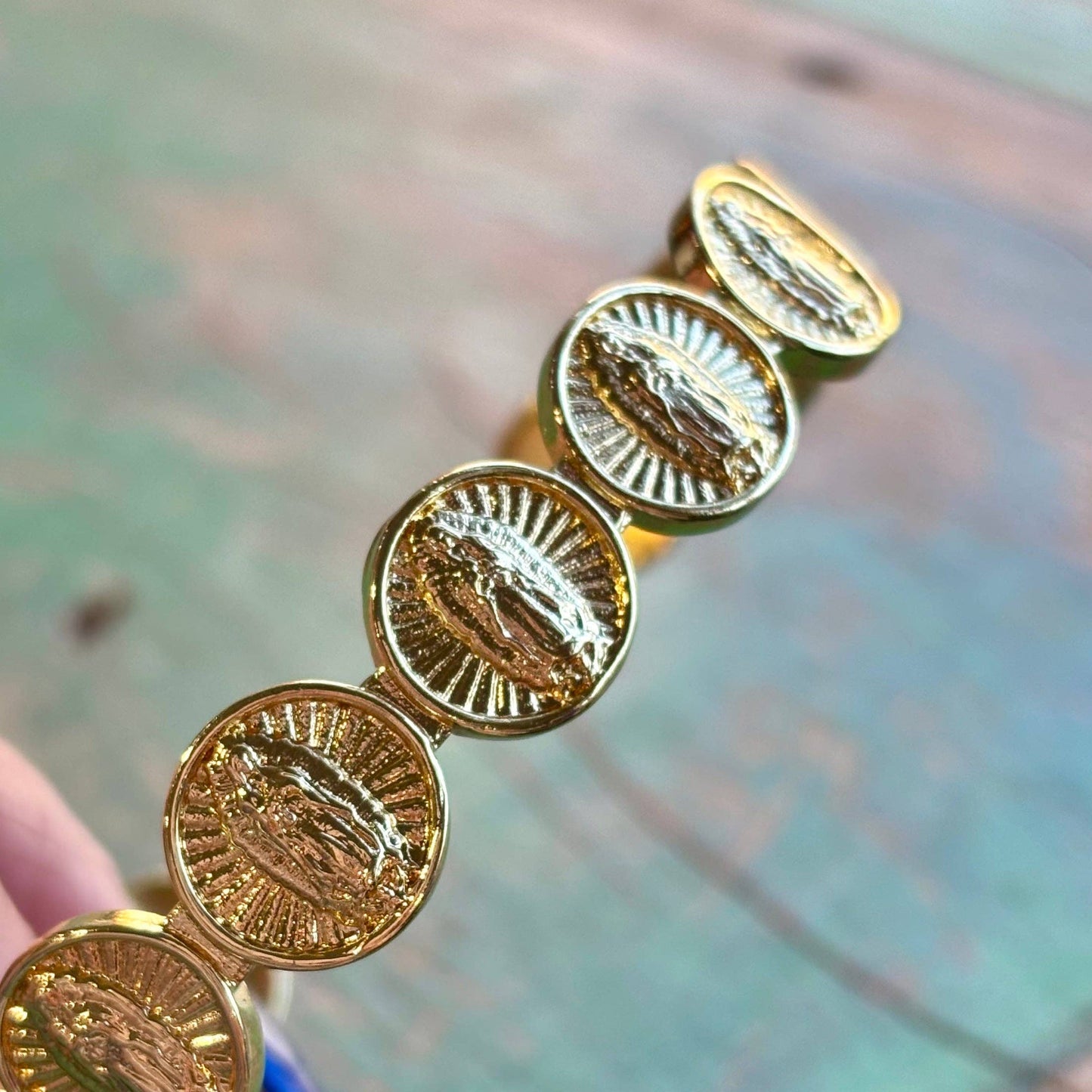 Gold Protection Cuff