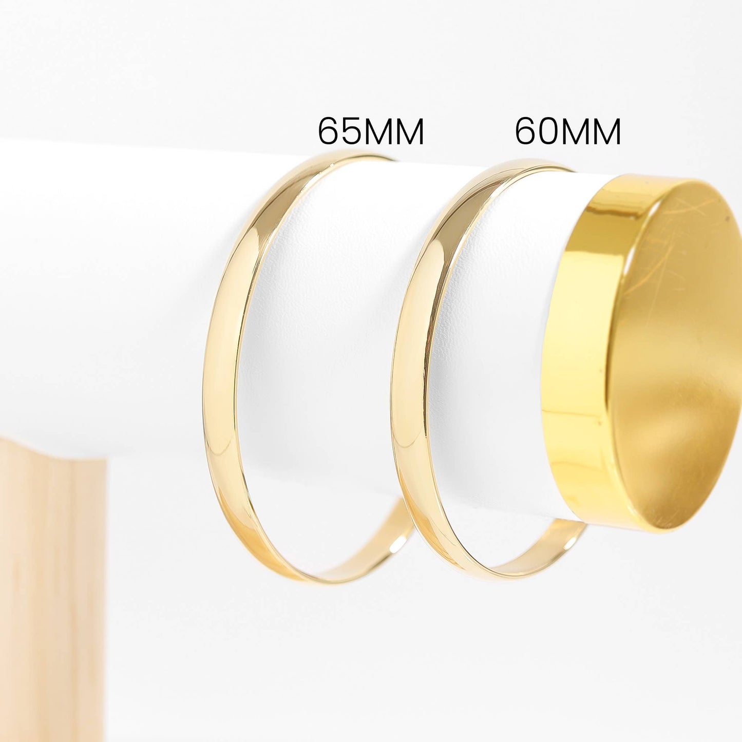 18K Gold PVD Coated Engravable Stainless Steel Bangle