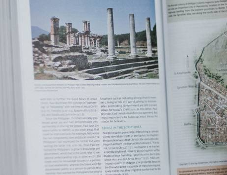 NKJV Study Bible, Full Color Edition Cranberry Leathersoft