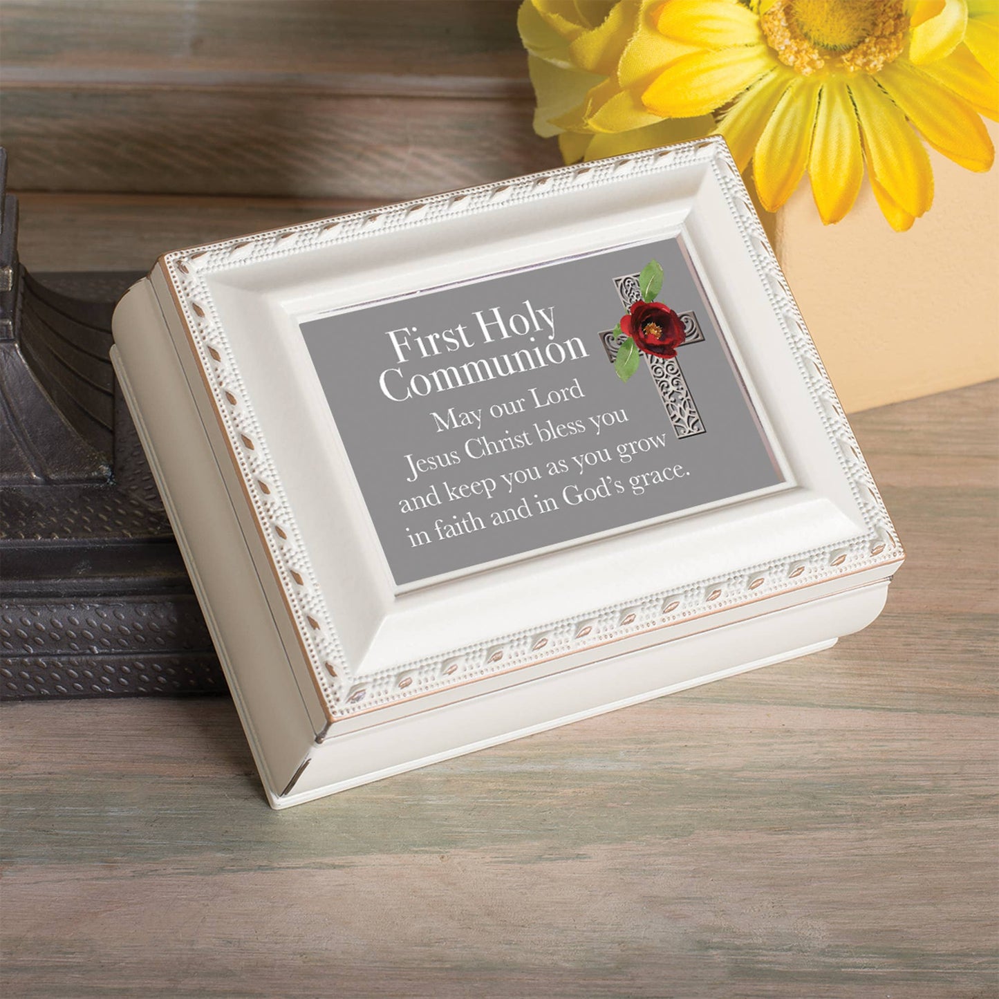 FIRST HOLY COMMUNION/MAY OUR LORD (IVORY)