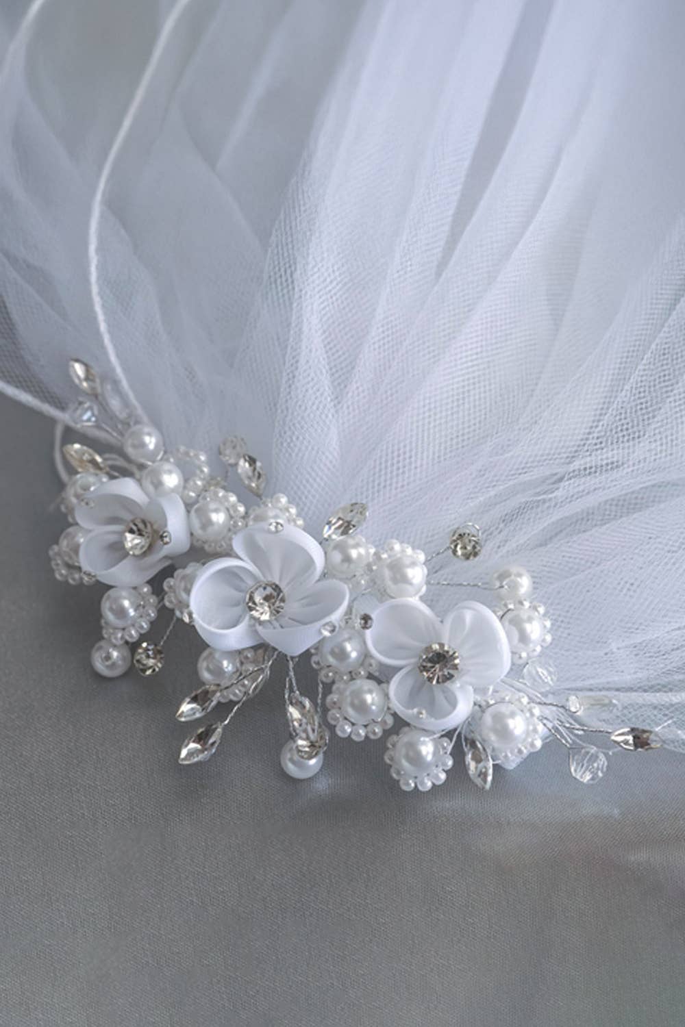 Pearl & Rhinestone Comb Veil