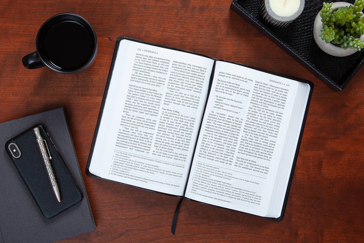 The Passion Translation (2020 Edition) (Large Print Bible)