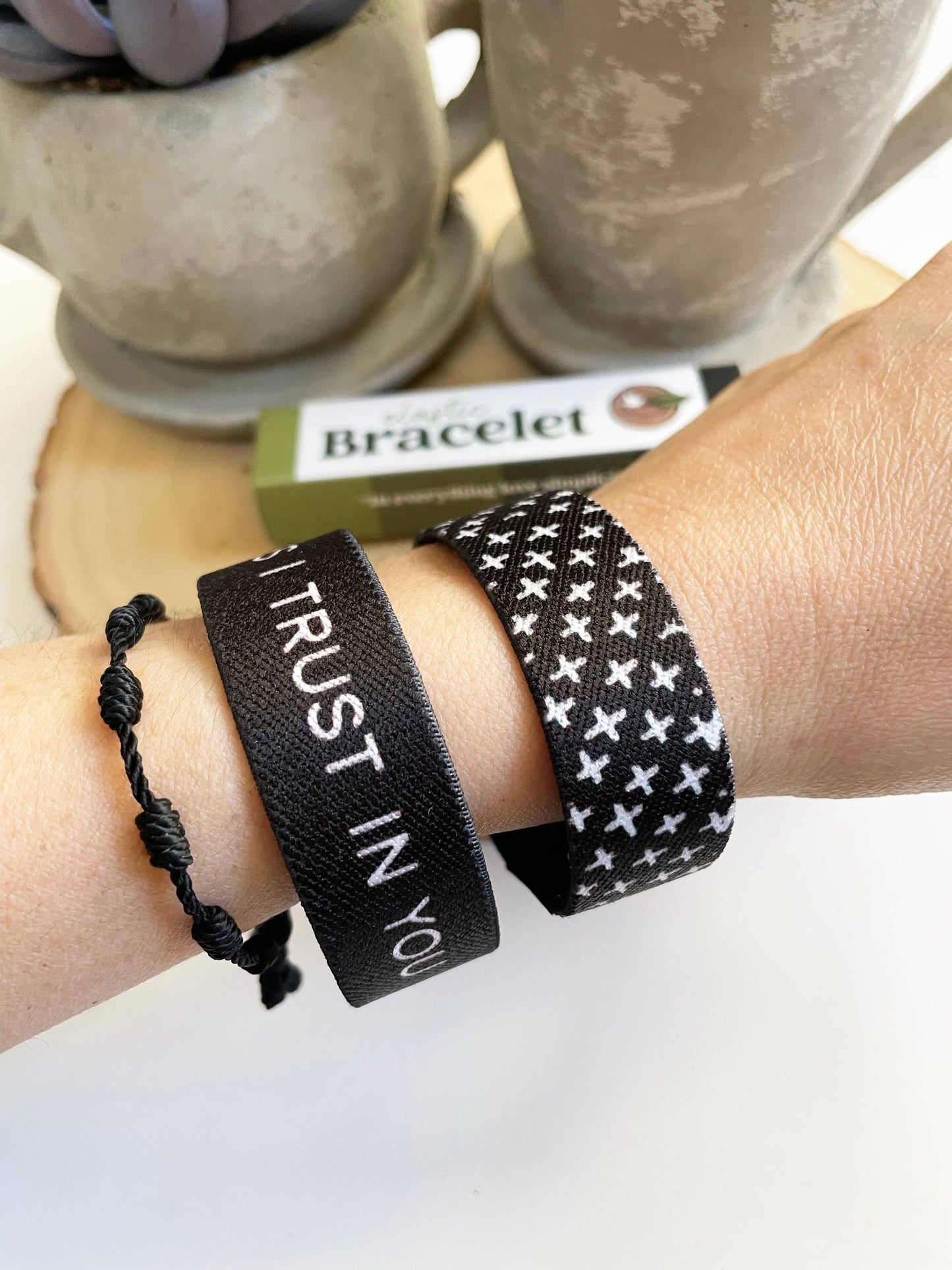 Jesus I Trust In You | Reversible Elastic Bracelet