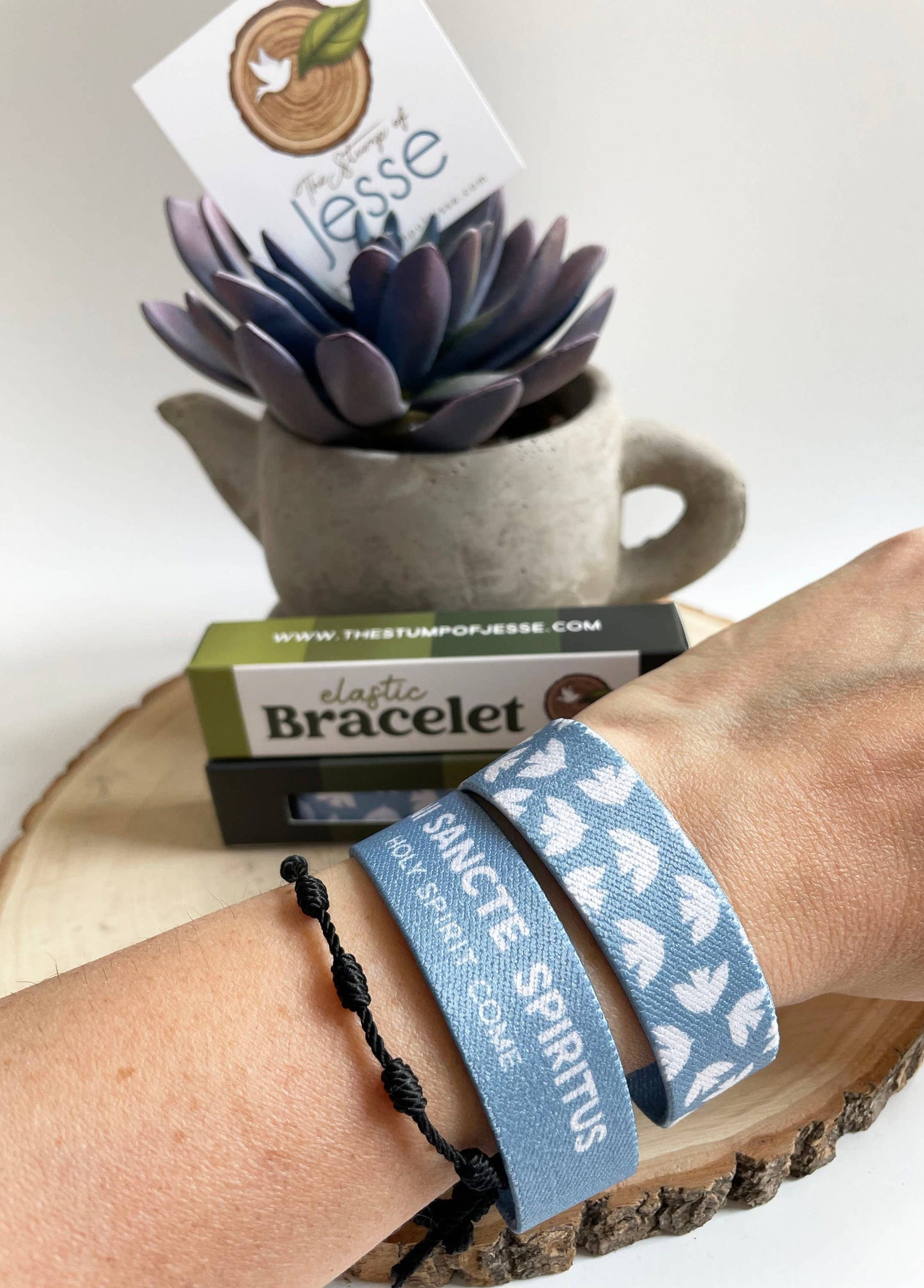 Veni Sancte Spiritus Reversible Elastic Bracelet