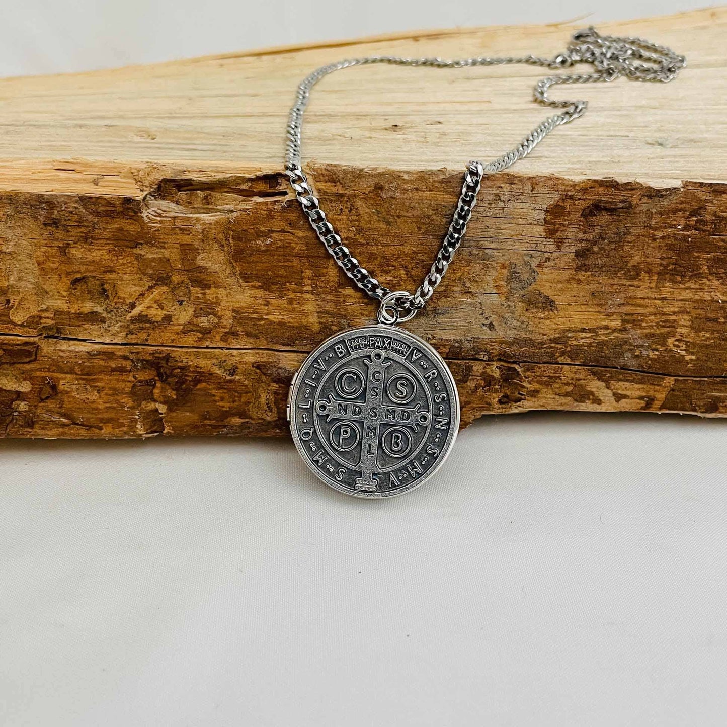 ST BENEDICT  SS Locket w/chain  (1.25")