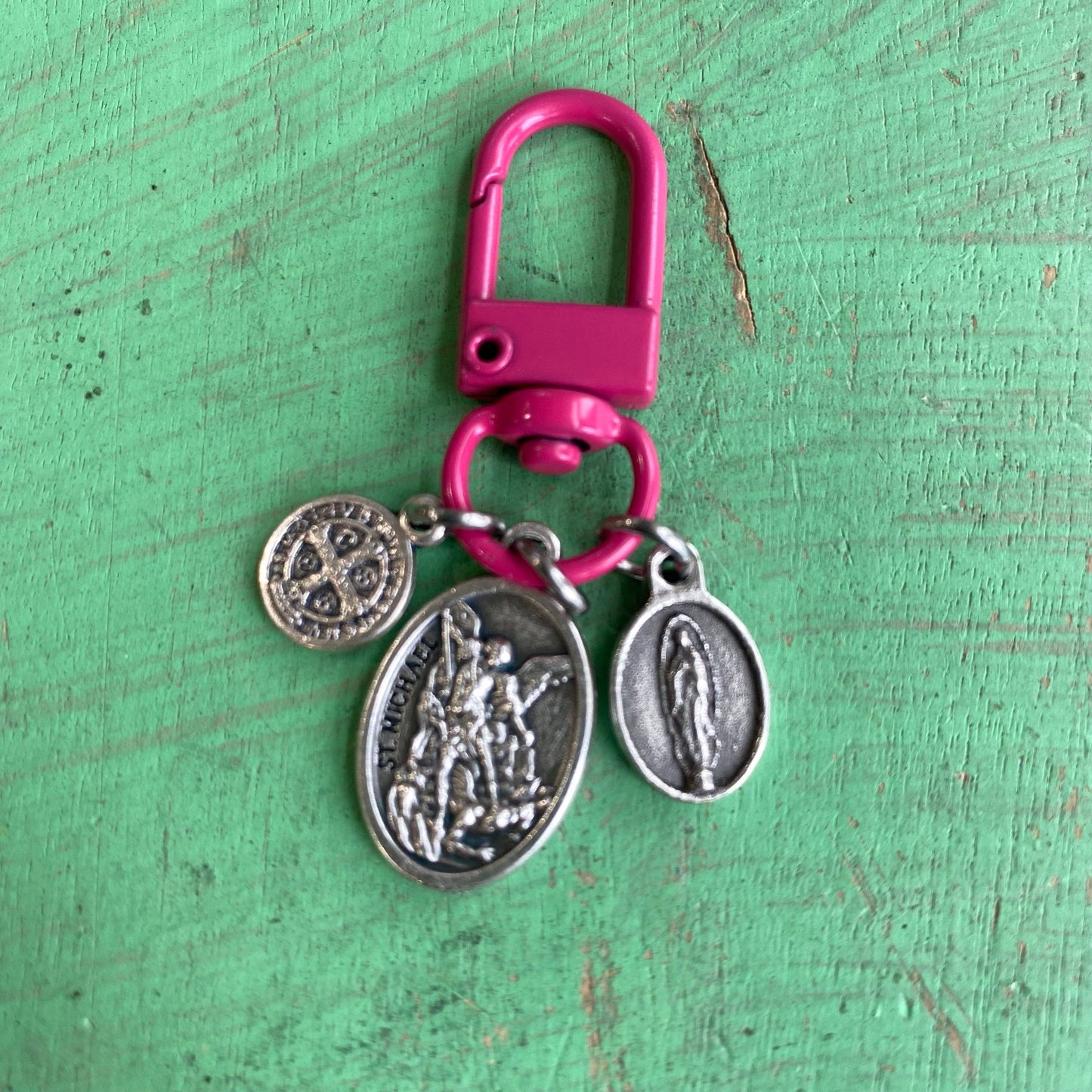 Multicolor Small Metal Protection Clips