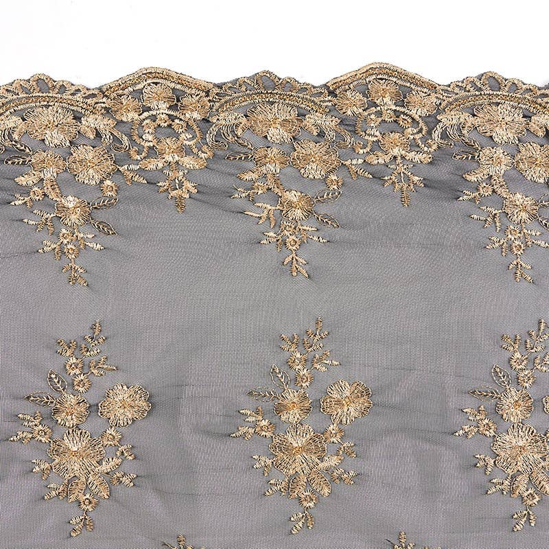 Two-Tone Long Chapel Veil